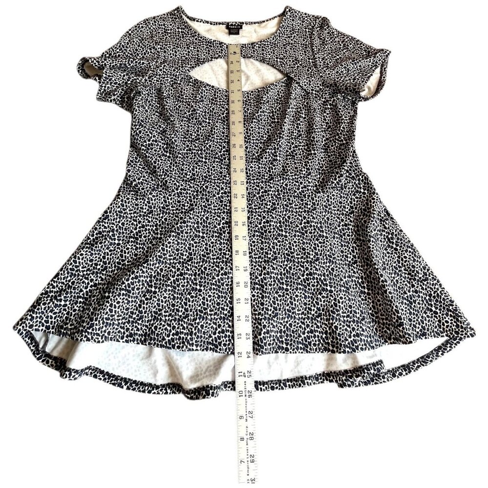Torrid Women's Black White Leopard Print Fit Flare Cutout Stretch Top Size 2XL - Picture 6 of 12